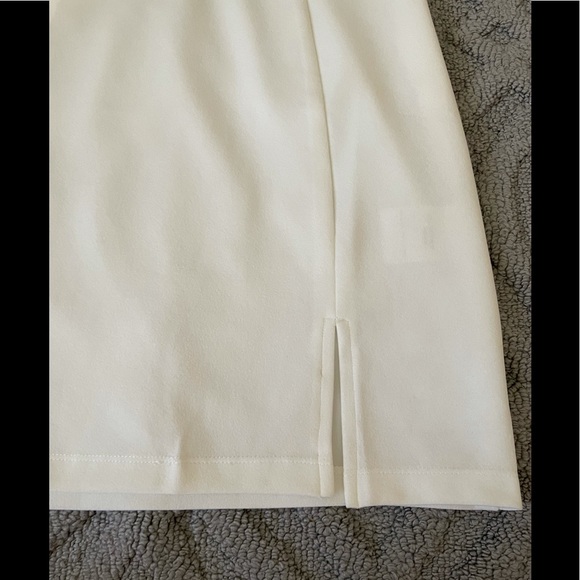 THE EVEY DRESS WHITE - Picture 6 of 13